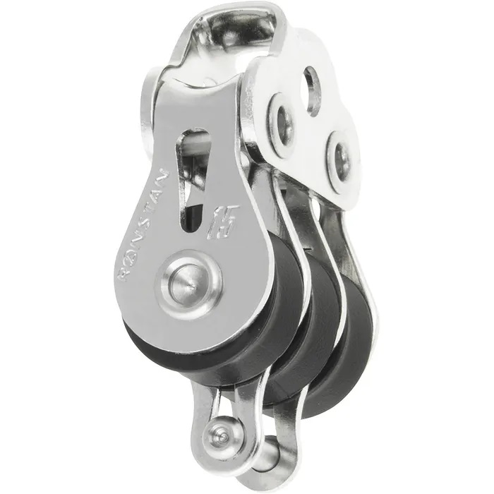 Ronstan RF15312 15mm Triple pulley with Becket - Click Image to Close